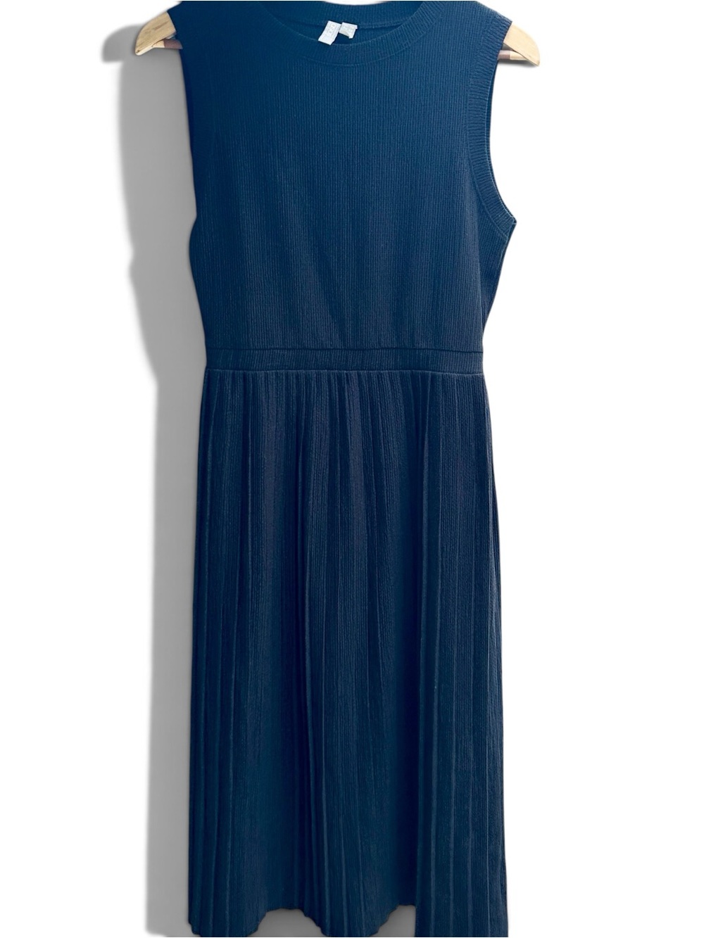 ASOS A-Line Pleated Midi Dress | Size 10 | Midnight Black | Sleeveless - Picture 2 of 8